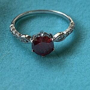 1.0 CT Red Moissanite Diamond ring size 6